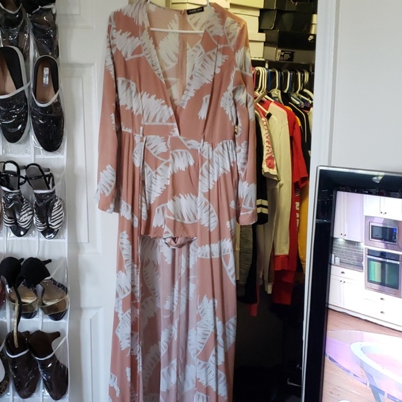 Floral Romper - Picture 1 of 2